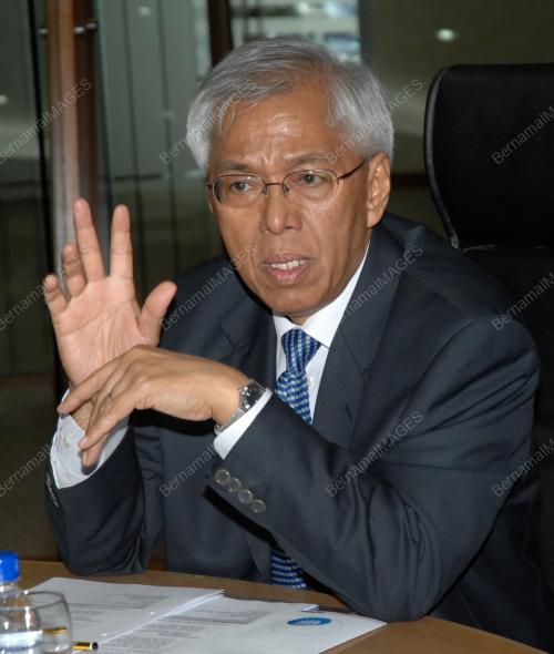 ANUWAR - UNIVERSITI TERBUKA MALAYSIA