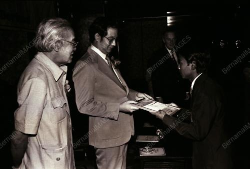 DATUK MOHD NAJIB ABDUL RAZAK