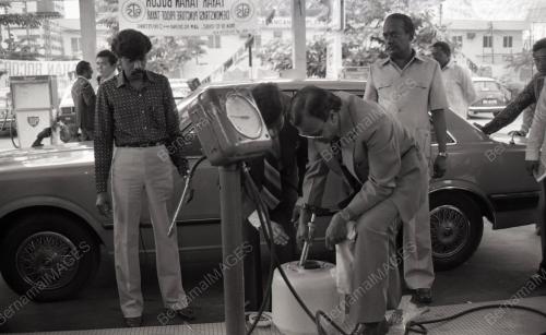 SAMY VELLU