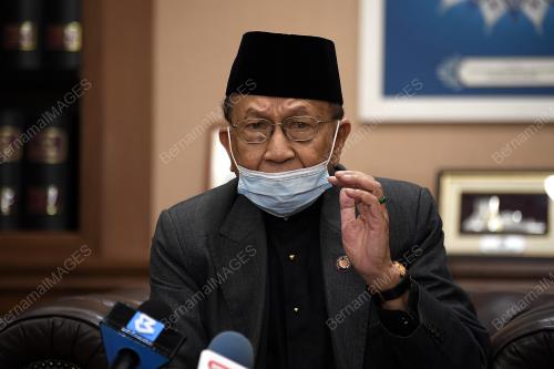 TAN SRI DR RAIS YATIM