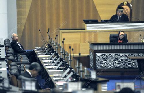 KL07_11032014_PARLIMEN