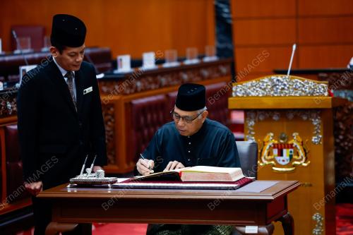 SENATOR PROF. DATUK DR MOHAMMAD REDZUAN OTHMAN