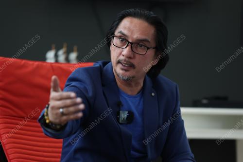 AQLAN PACLEB