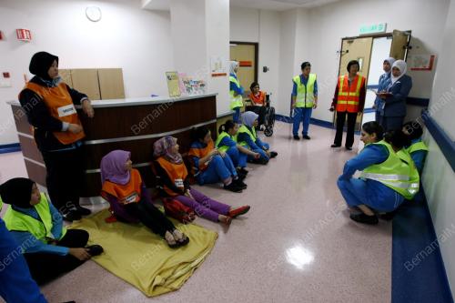 KL07_11102014_LATIHAN