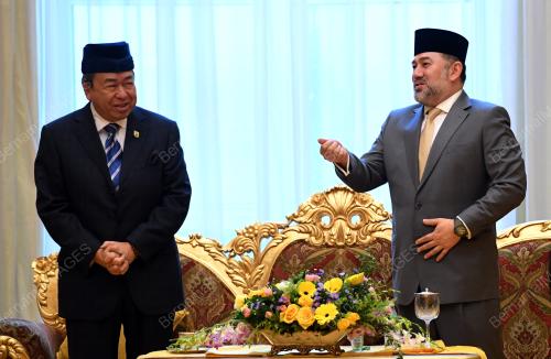 KL07_11102017_RAJA_BN201709195995