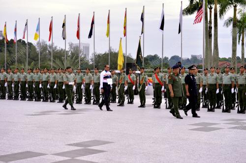 KL07_11122016_AGONG
