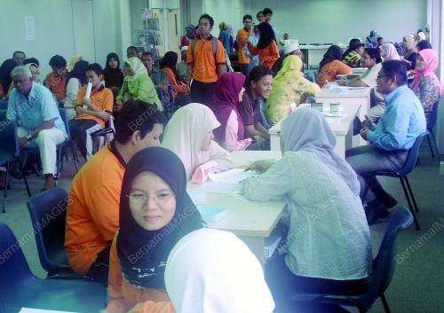 HARI BERTEMU PELANGGAN IPB