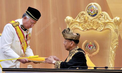 KL07_12032012_AGONG