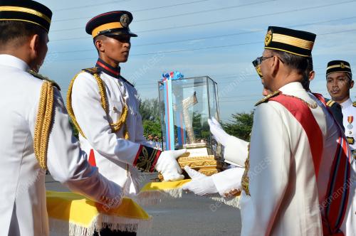 KL07_12042014_AGONG