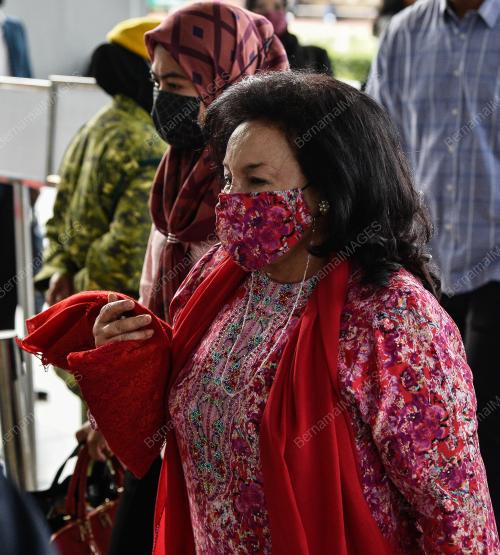 DATIN SERI ROSMAH MANSOR