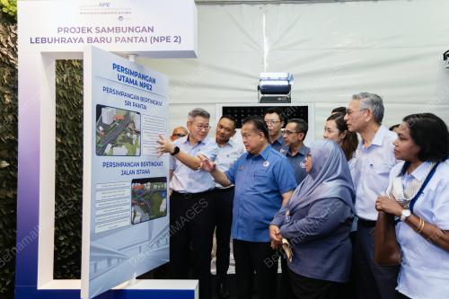 DATUK SERI ALEXANDER NANTA LINGGI