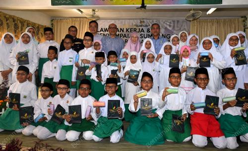 DATUK SERI DR WAN AZIZAH WAN ISMAIL