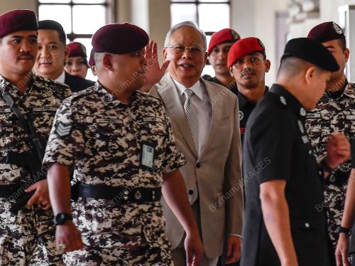 DATUK SERI NAJIB TUN RAZAK