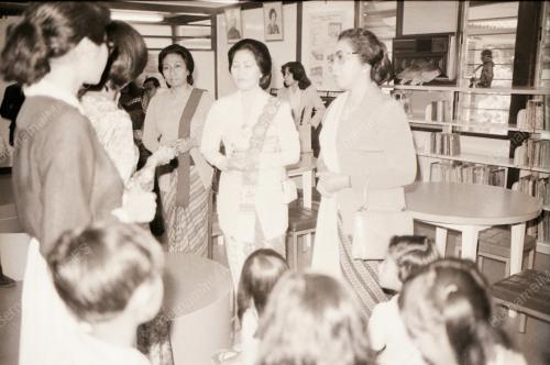 ISTERI MENTERI UGAMA INDONESIA