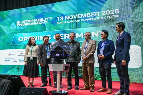 DATUK SERI FADILLAH YUSOF