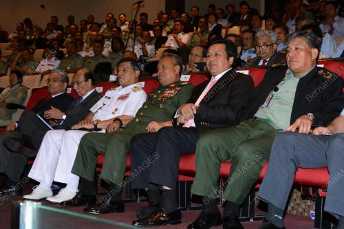 KL07_14012015_WISMA_PERTAHANAN
