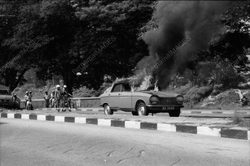 KERETA TERBAKAR