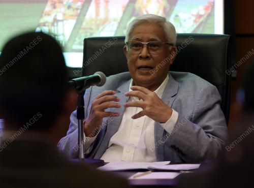 TAN SRI PANGLIMA MOHD AZUMI MOHAMED