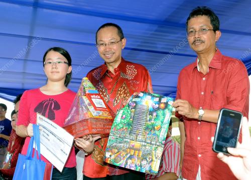 KL07_14122013_ABDUL_HADIAH
