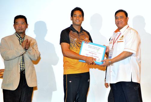 KL07_15022015_TAKRAW_MSN