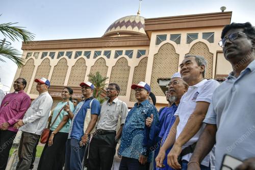 DATUK AARON AGO DAGANG