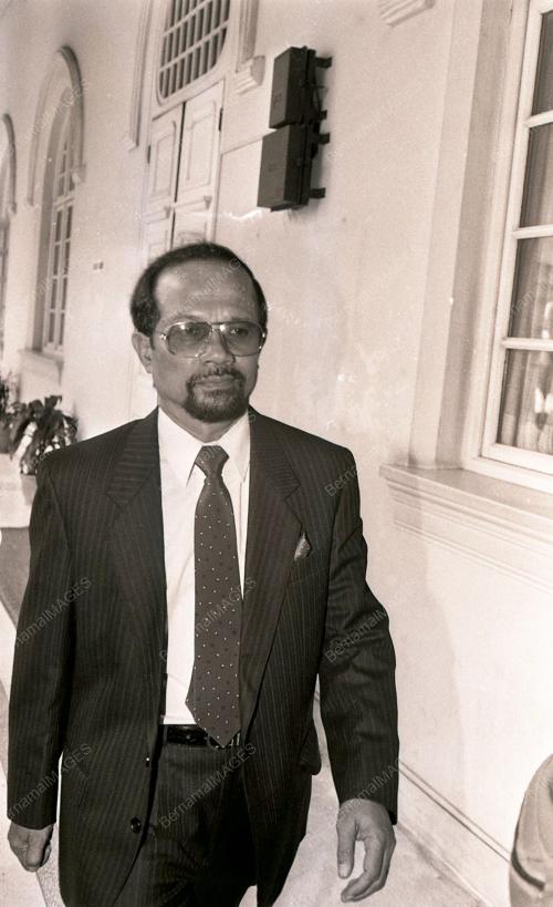 KL07_150390_SHUIB