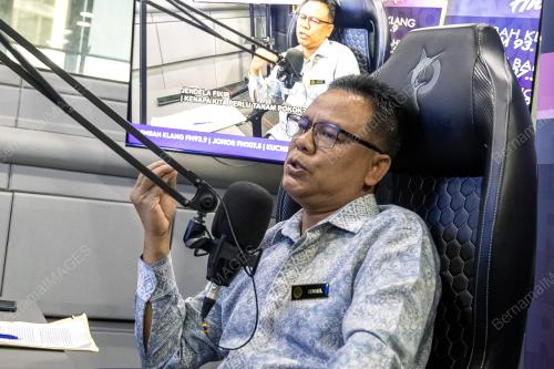 DATUK DR ISMAIL PARLAN
