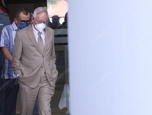 DATUK SERI NAJIB TUN RAZAK