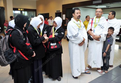KL07_15092012_HAJI_PETUGAS