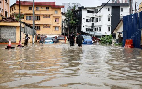 BANJIR KILAT SEKITAR KUALA LUMPUR