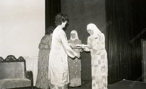 KL07_160190_CHOGM