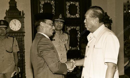 KL07_160190_HANIF_OMAR
