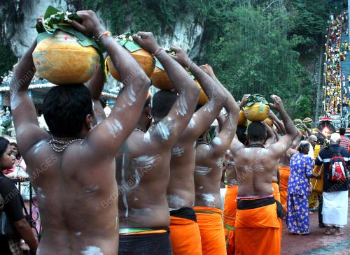 KL07_16012011_THAIPUSAM