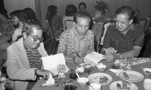 KL07_16012015_PELANCARAN_BUKU