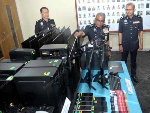 DATUK SERI RAMLI MOHAMED YOOSUF
