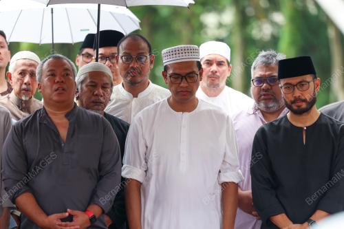 ALLAHYARHAM TAN SRI DR IBRAHIM SAAD