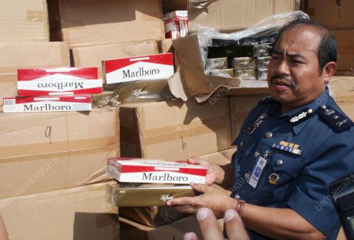 KASTAM LUPUS ROKOK SELUDUP BERNILAI HAMPIR 4 JUTA