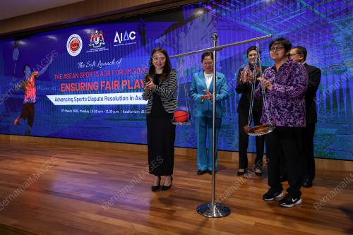 HANNAH YEOH