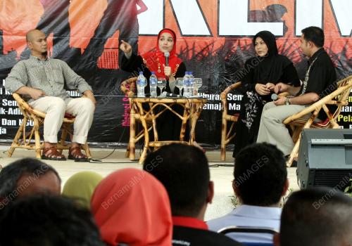 PROGRAM SANTAI SAMBIL BERHIBUR
