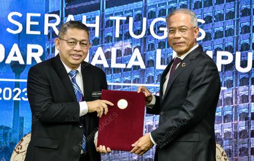 DATUK KAMARULZAMAN MAT SALLEH
