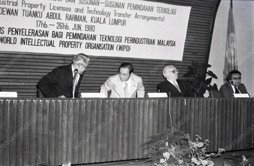 DATUK AMAR DR ONG KEE HUI