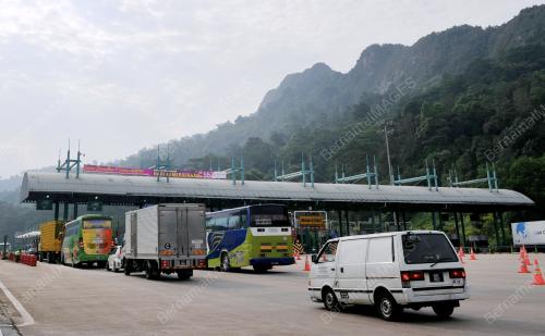 KL07_17082012_TOL_GOMBAK