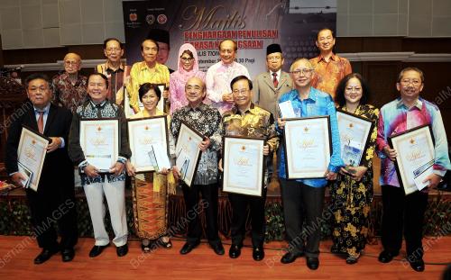 KL07_17092015_PENULISAN