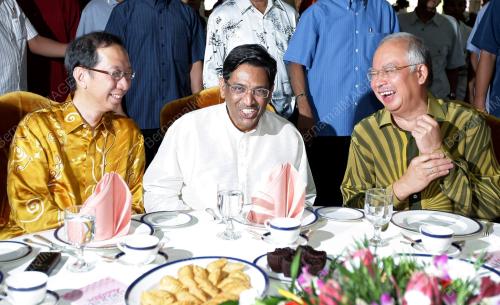 MOHD NAJIB TUN ABDUL RAZAK