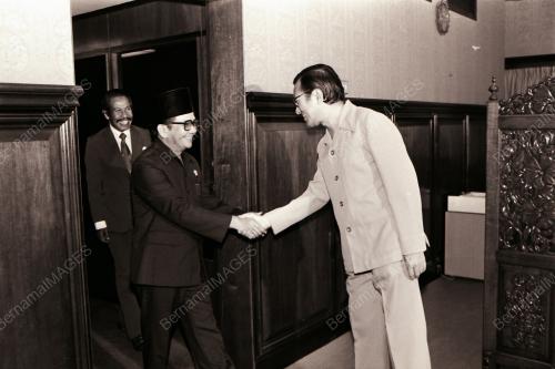 DATUK SERI DR. MAHATHIR BIN MOHAMAD