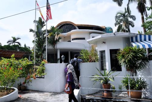 KL07_18072012_PECAH_RUMAH