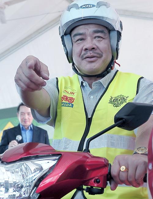 DATUK SERI KONG CHO HA