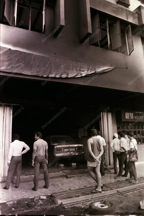 KEBAKARAN DI DAMANSARA