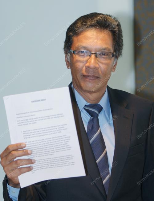 DR HALILI RAHMAT