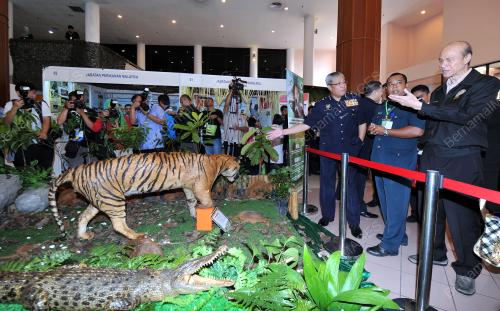 KL07_19042014_POLIS